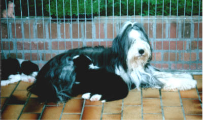 Mama Debbie mit Klein-Kayleigh